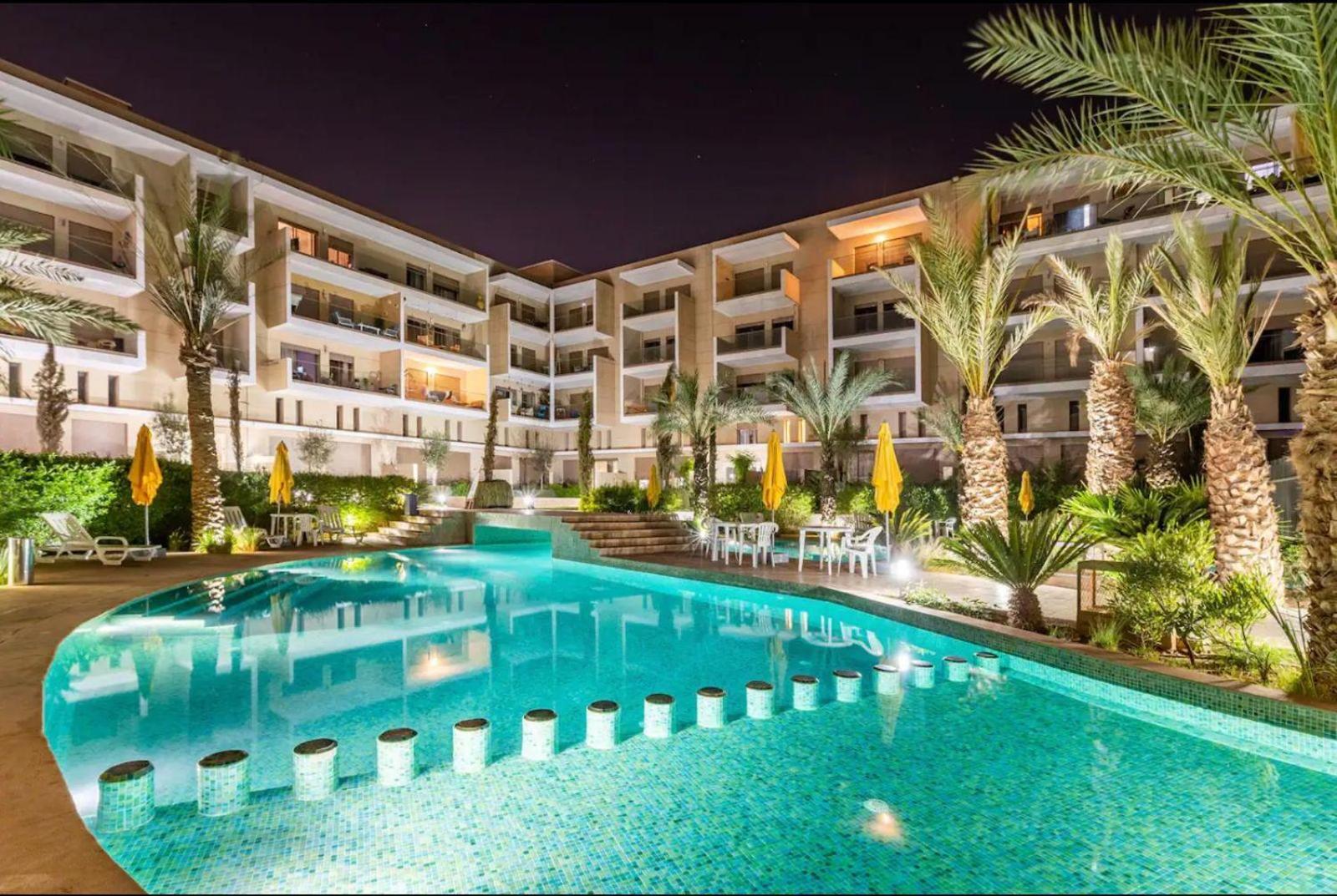 Luxueux Avec Piscine 10 Minutes Du Centre Apartment Marrakesch